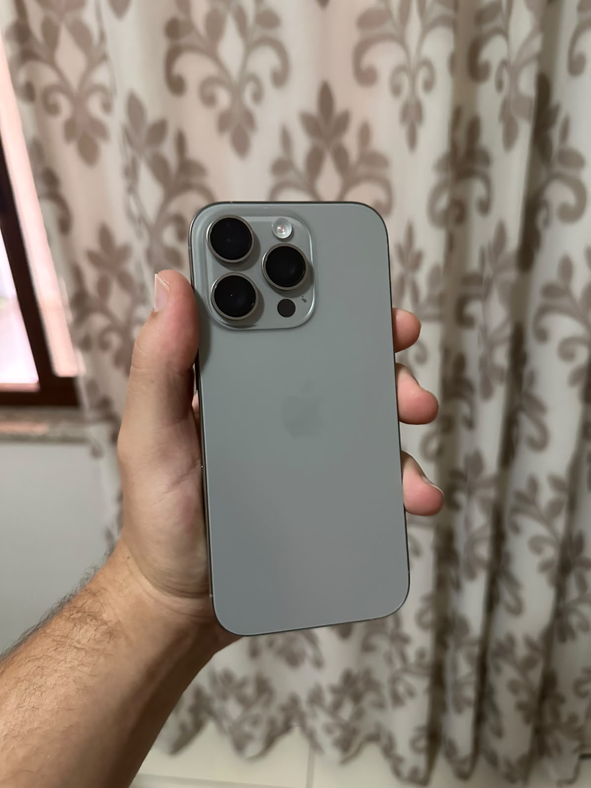 iPhone 16 pro  — foto 3